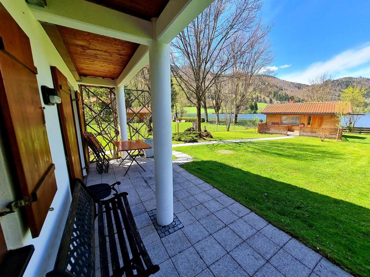 Apartment Appartementhaus „die Kuh Am See“ *