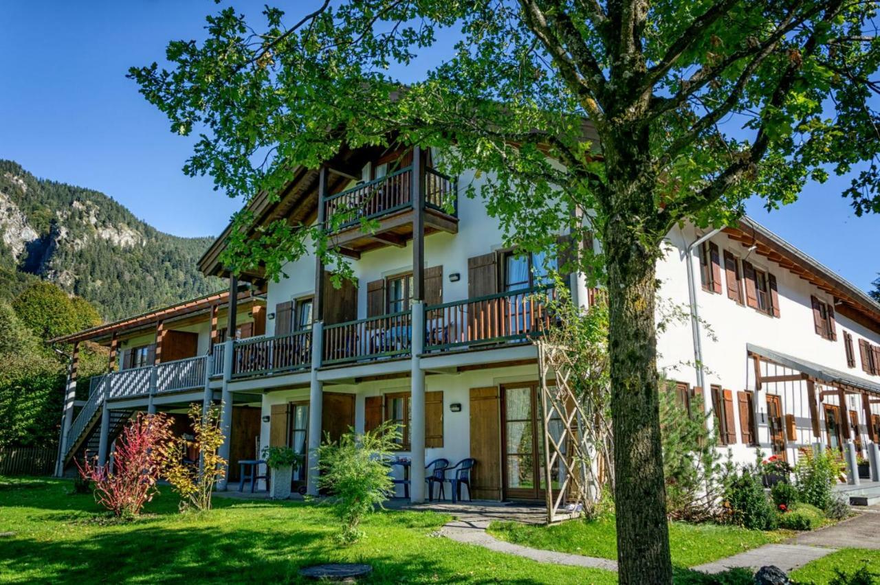 Appartementhaus „die Kuh Am See“ *